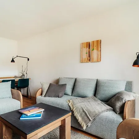 Bodeapartment 1 * Elend